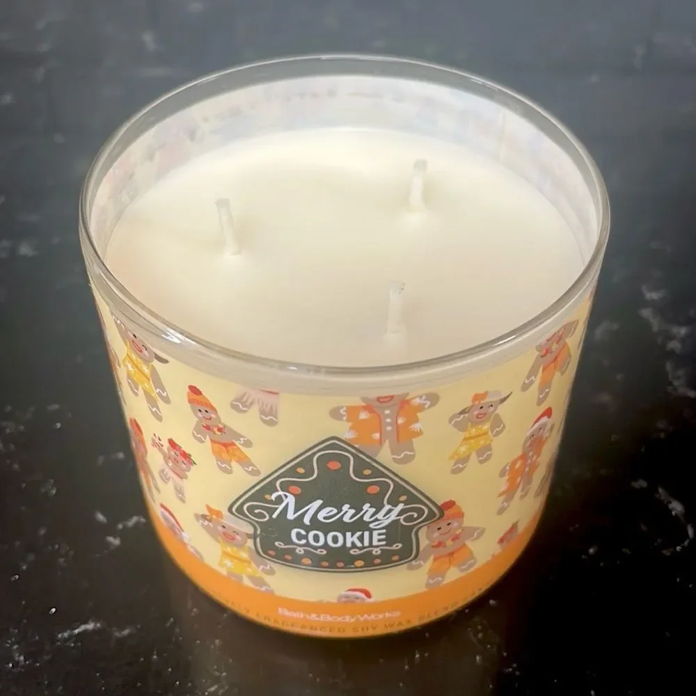 Bath & Body Works Merry Cookie Candle